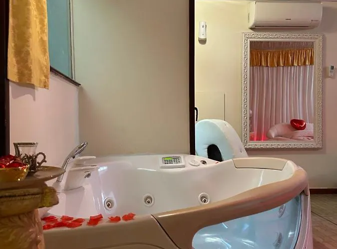 Dolcevita Boutique بولونيا